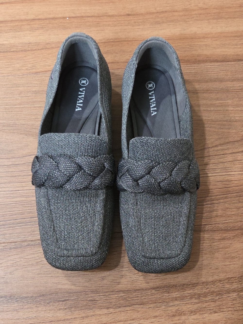 VIVAIA Women's Grey Braided Knit Loafers